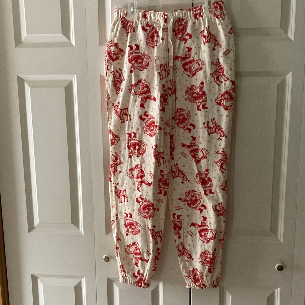 Old Navy women’s med pajama flannel pants old fashioned Santa Reindeer cotton